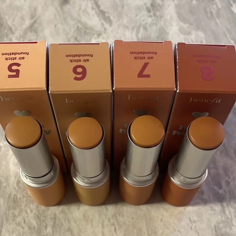 Benefit‎ Air Stick Foundation